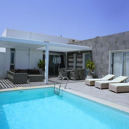Villa Patricia Playa Blanca Екстериор снимка